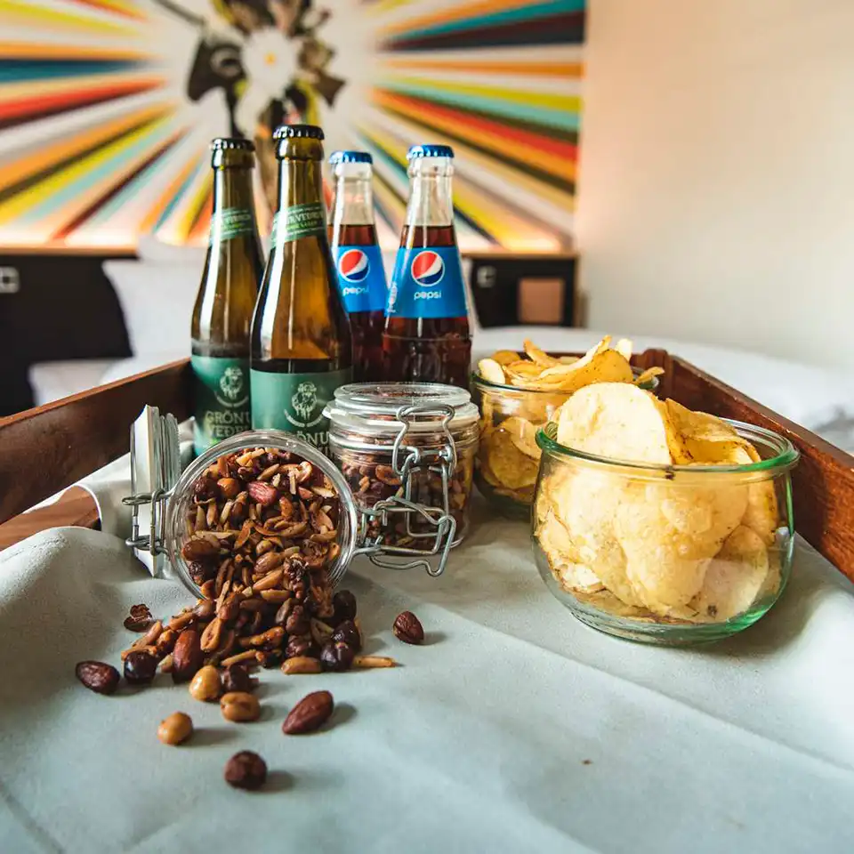 Vistfrøðiligar øl, sodavatn & snacks